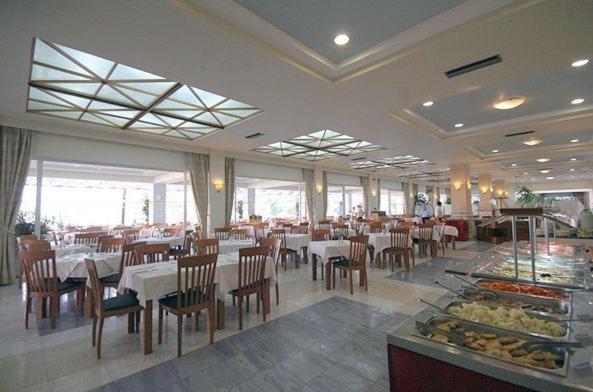 Hotel Zorbas 4*