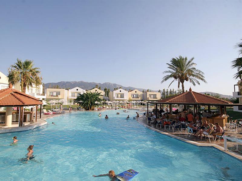Zorbas Hotel 4*