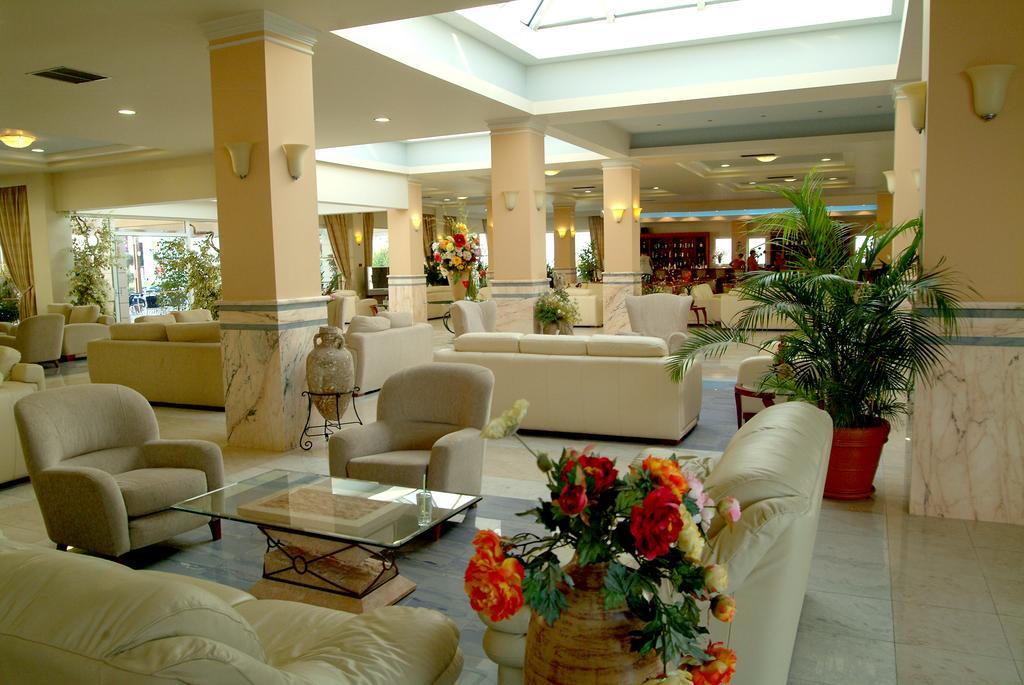 Hotel Zorbas 4*